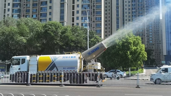 J9集团多职能抑尘车，助力家乡南阳环境，更“净”一步！