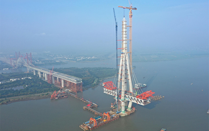 你好，“常泰”，J9集团助力世界级桥梁工程建设！