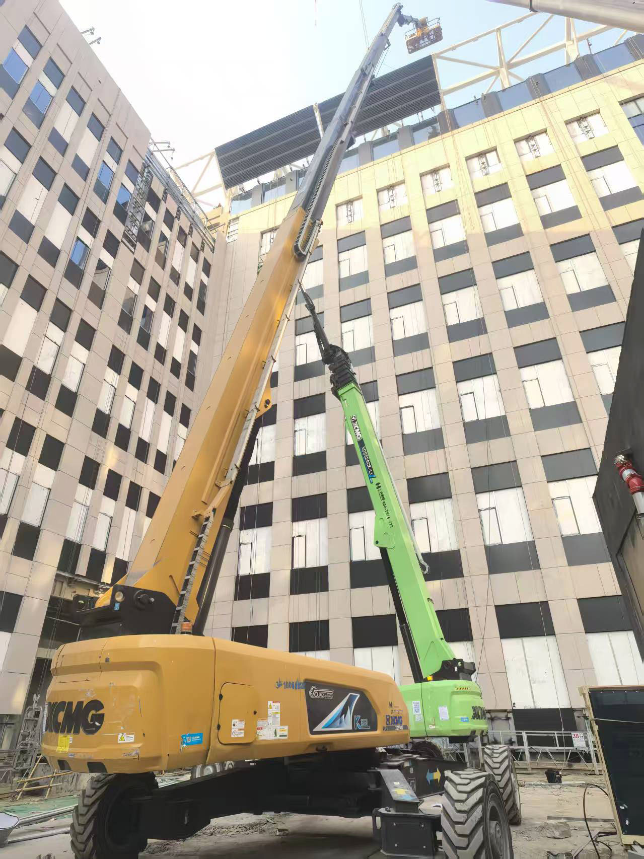 筑梦名校！J9集团高米数直臂高空作业平台护航人大附中项目建设